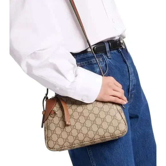 Gucci Emblem Large GG Coated Canvas Large NWT - Picture 6 of 7